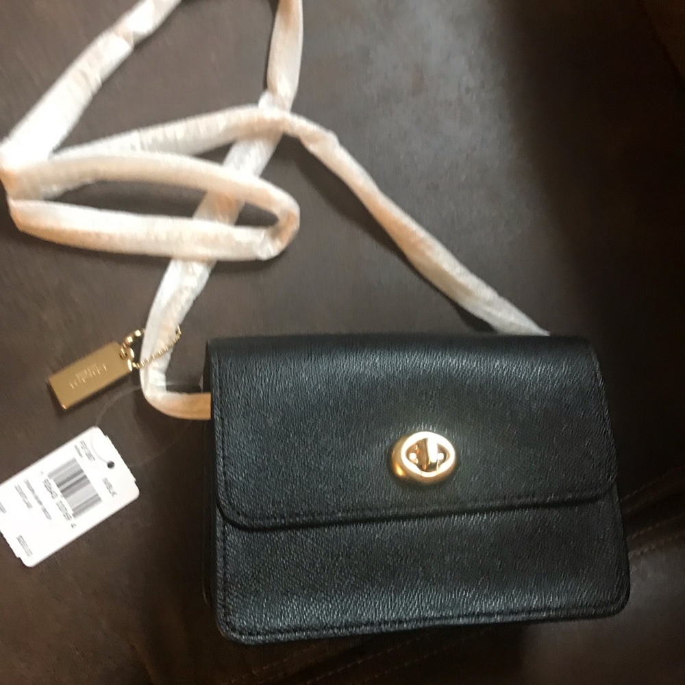 LAST ONE ! Coach Mini Cross Body Model F31387 - Picture 5 of 8